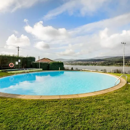 Casa Do Redondo With Swimming Pool And River Views Holiday home Gondarem